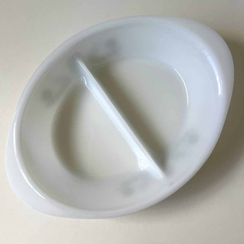Vintage Glasbake Green Daisy Divided Milk Glass Serving Casserole Dish J2352 - Picture 5 of 16
